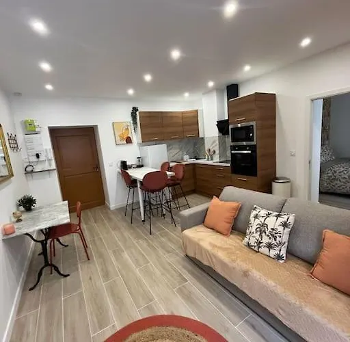 Sublime T2/ Cosy/ Clim/ Parking/plage * 芒通